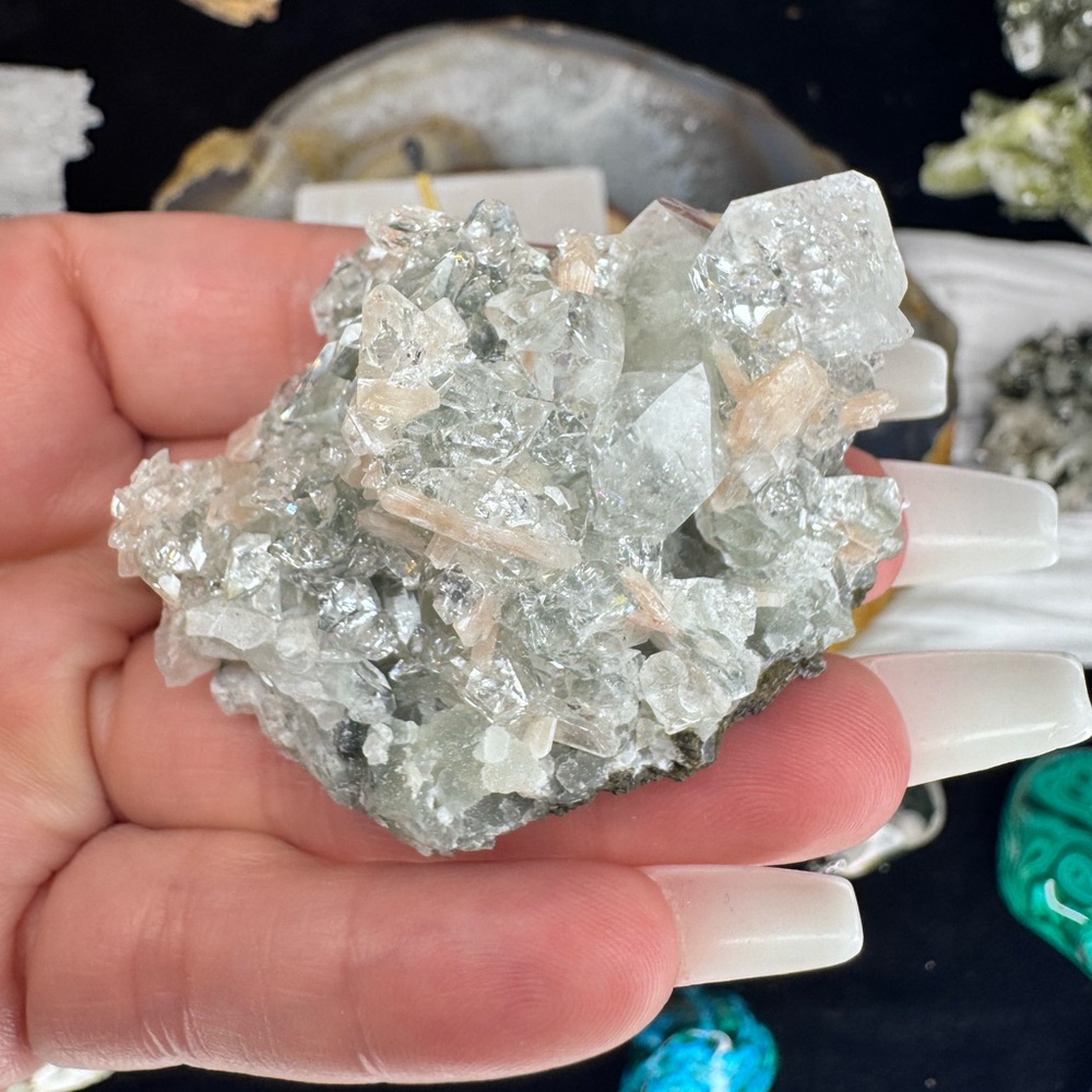 Stunning Zeolite Cluster | Stilbite & Apophyllite | High Grade Raw Crystal India - Picture 8 of 8